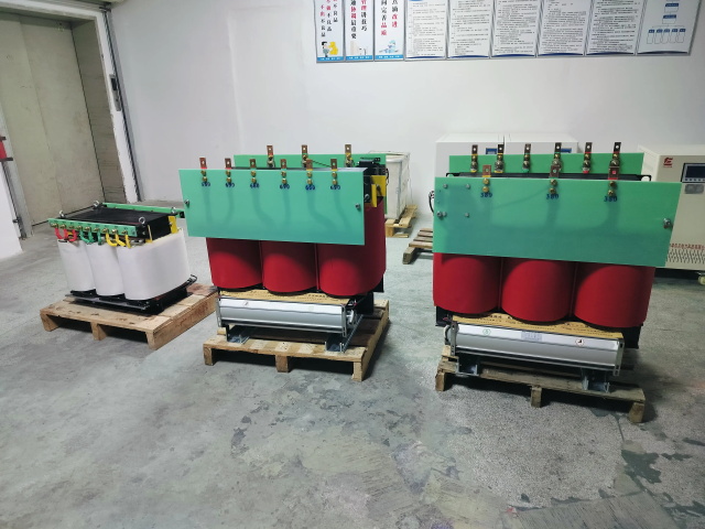 四子王KS11-1000KVA矿用变压器